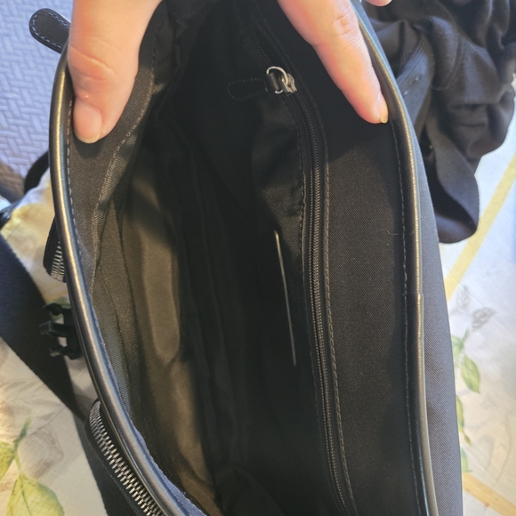 Coach Black Leatherware Men's Bag - Picture 9 of 16